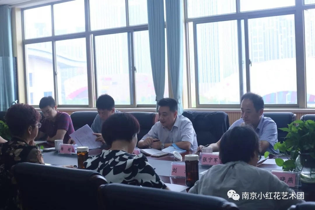 校园新闻-局领导调研我校党建工作 局领导调研我校党建工作